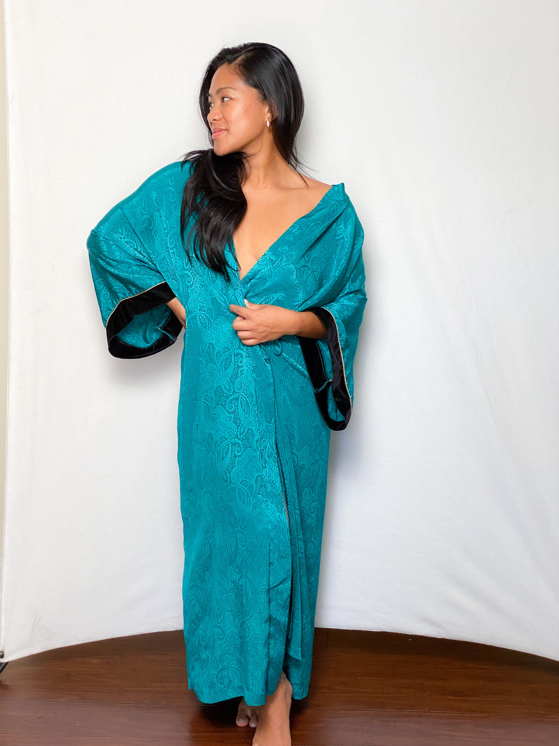 80s Teal Paisley & Velvet Cuff Robe Kimono