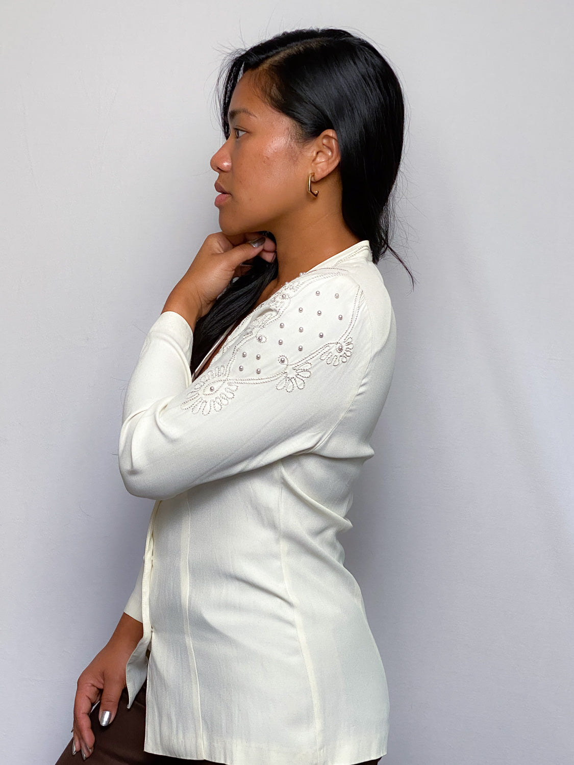 90s White Floral Embroidered and Pearl Blouse