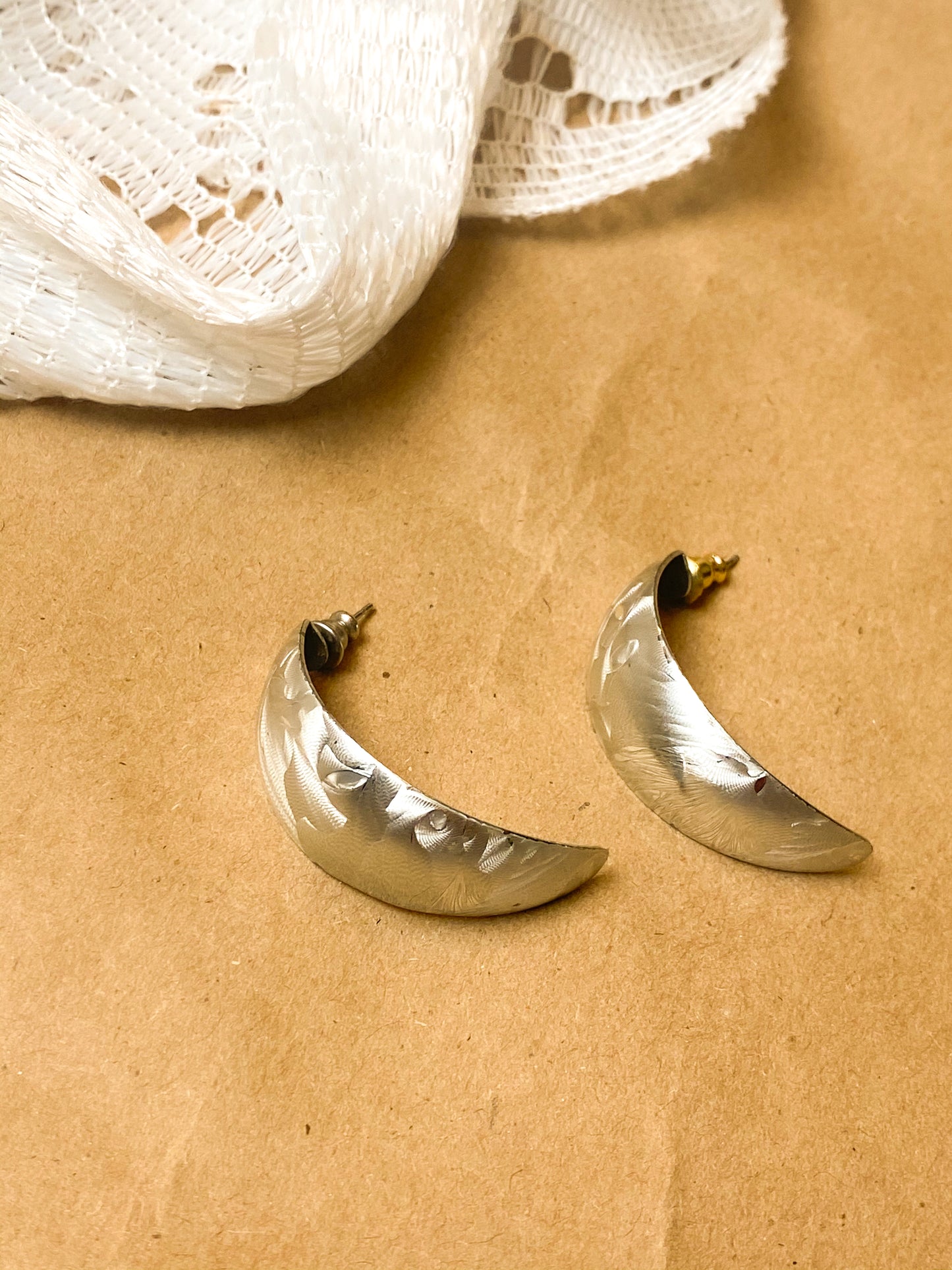 90s Silver Floral Brushed Half Hoop