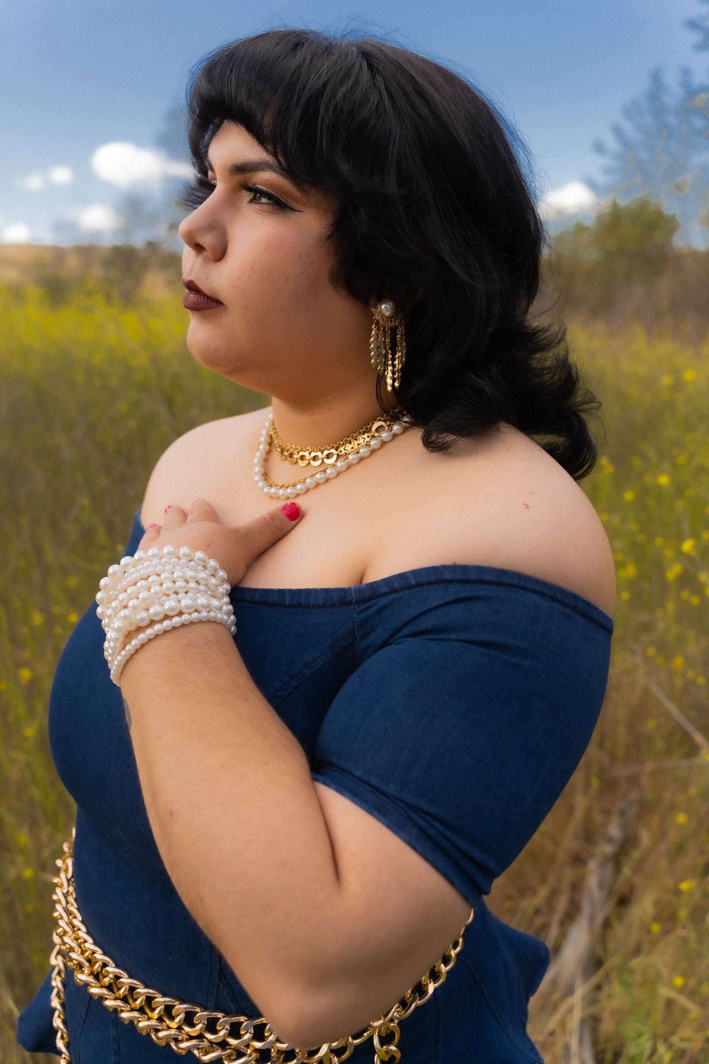 3 strand of Pearls (stretchy)