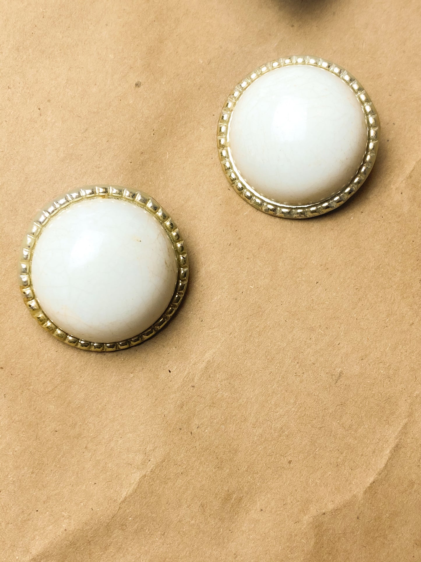80s White Statement Clip On Earring